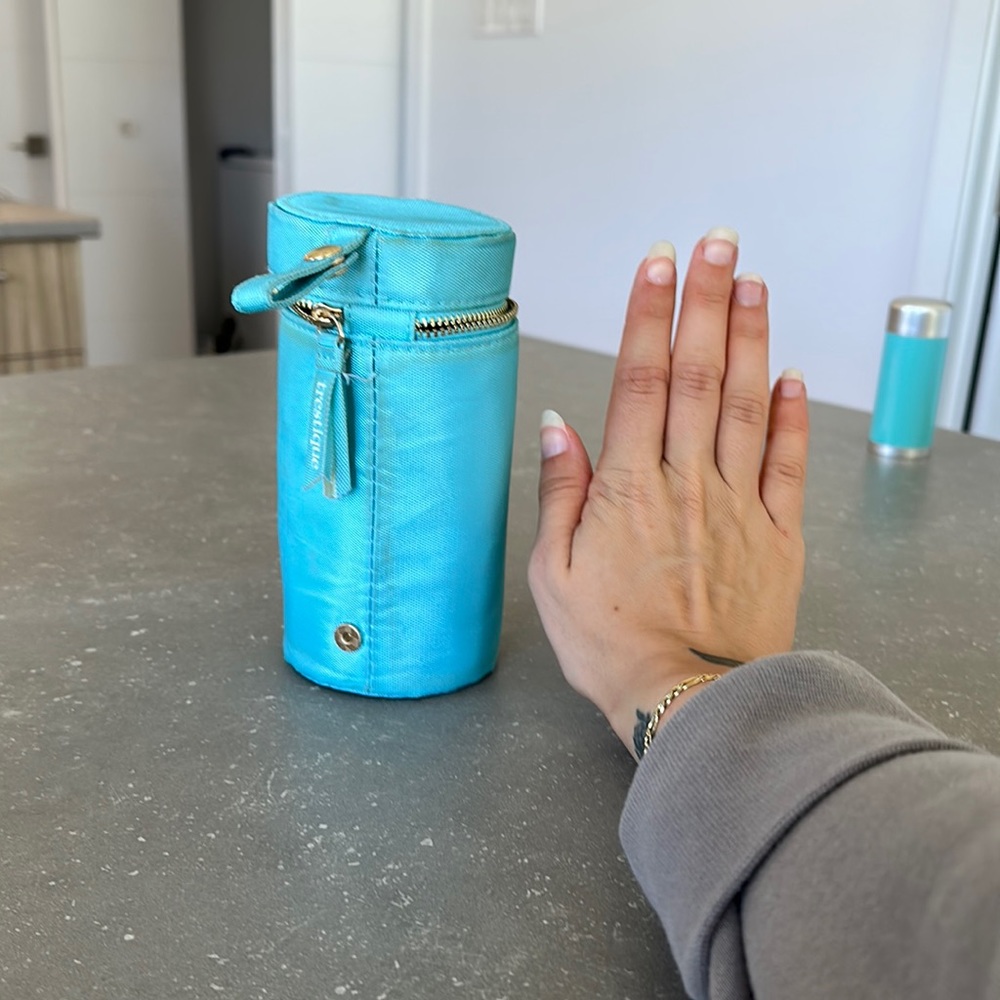 Trestique case cosmetic